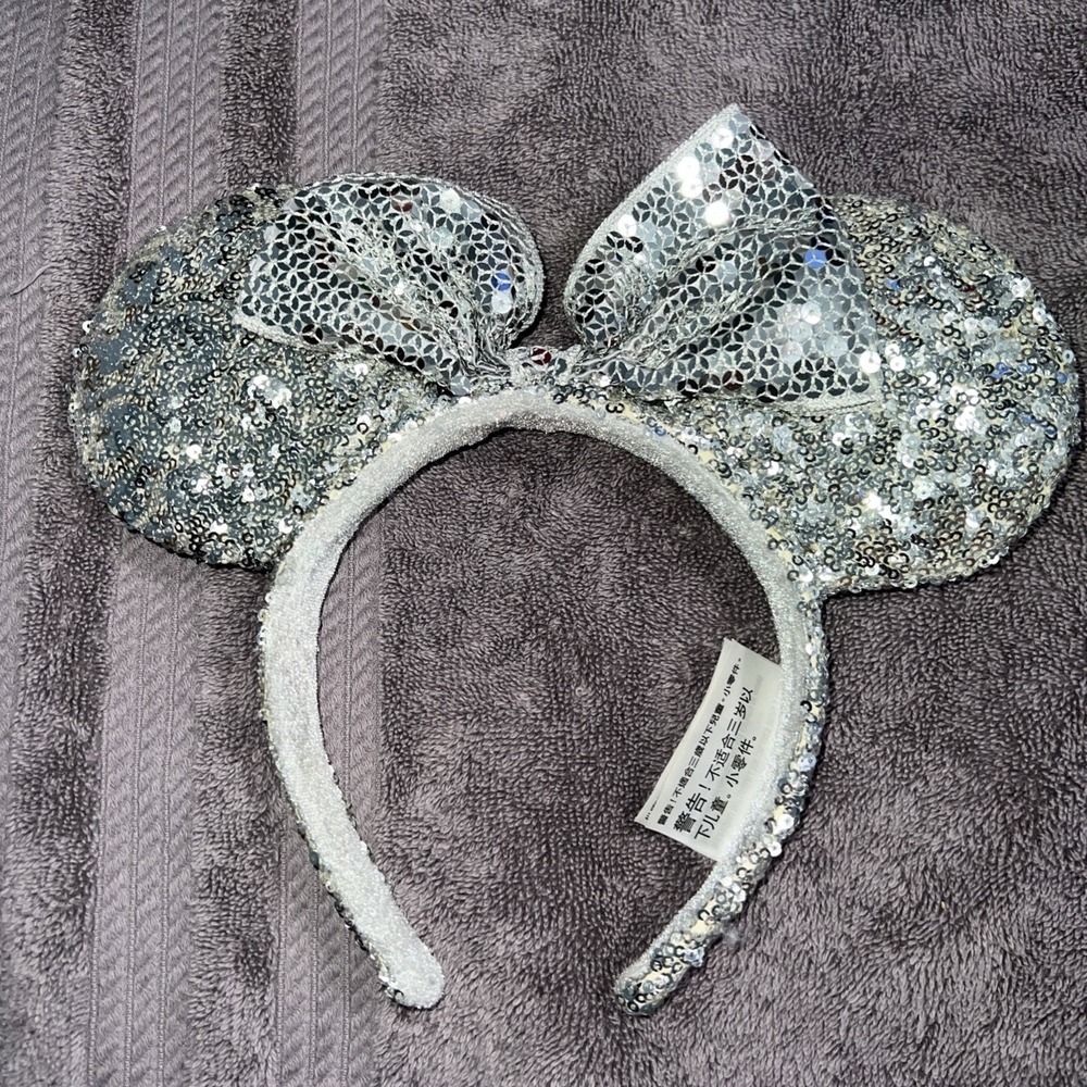 Disney Minnie Mouse Ears All Silver Sequin Bow Headband